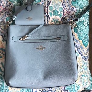NWOT Coach cross body purse and wallet
